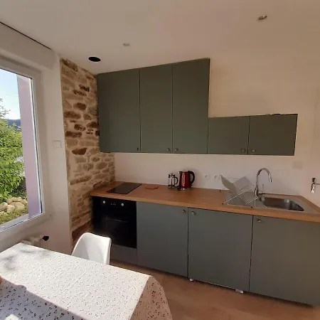 Superbe Studio, Avec Cuisine Et Espace Exterieur * Plouguerneau